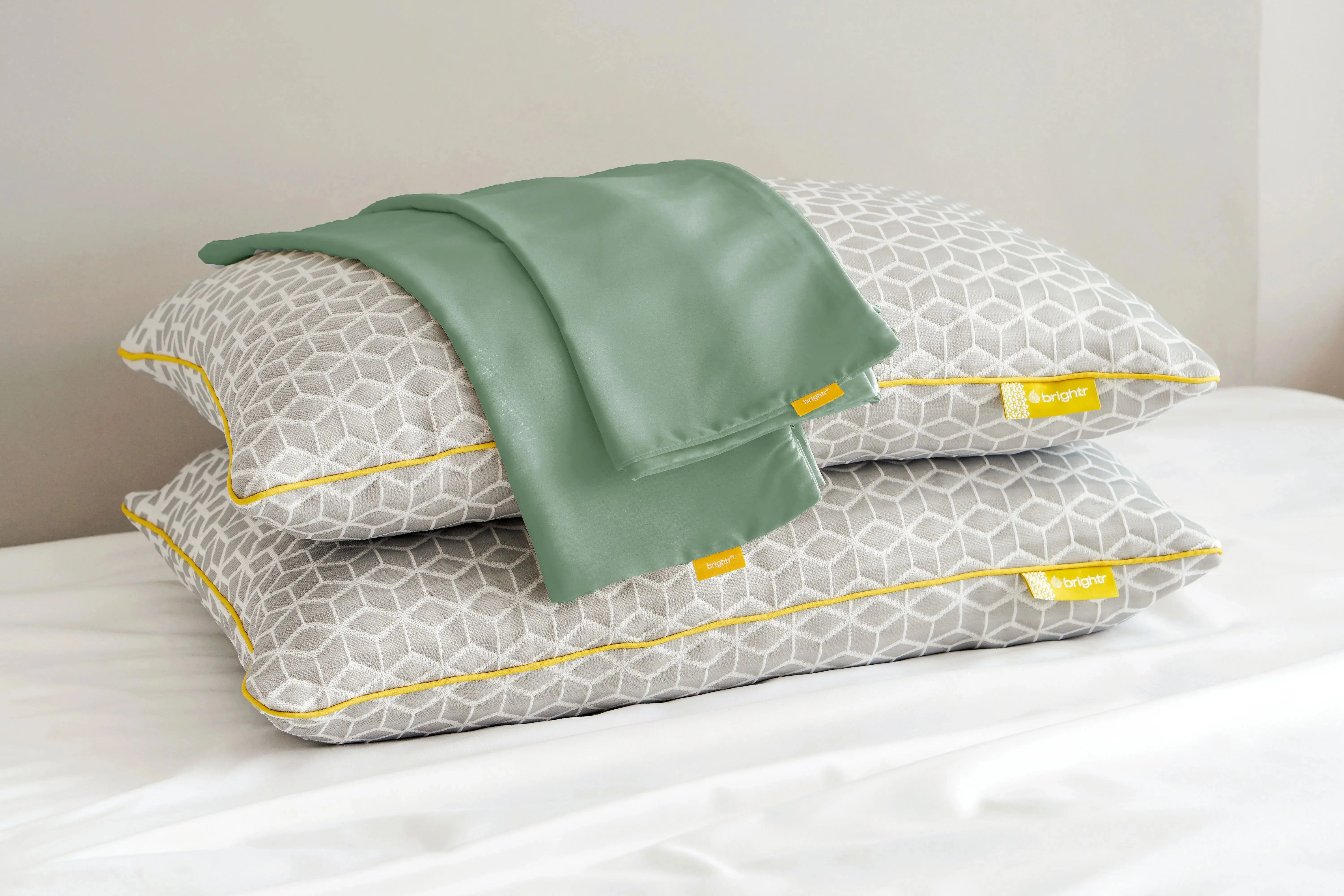 Brightr® Luna pillow & Copper Pillowcase Bundle - Image 3